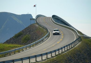 pexels-stas-tsibro-268729-811034